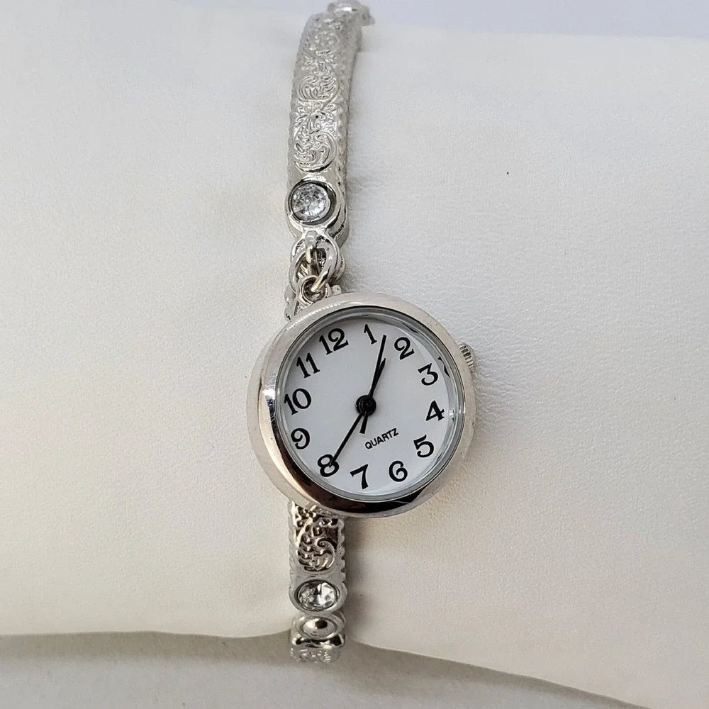 22MM Women's Bracelet Watch White Dial Gray Bracelet Band 7.75